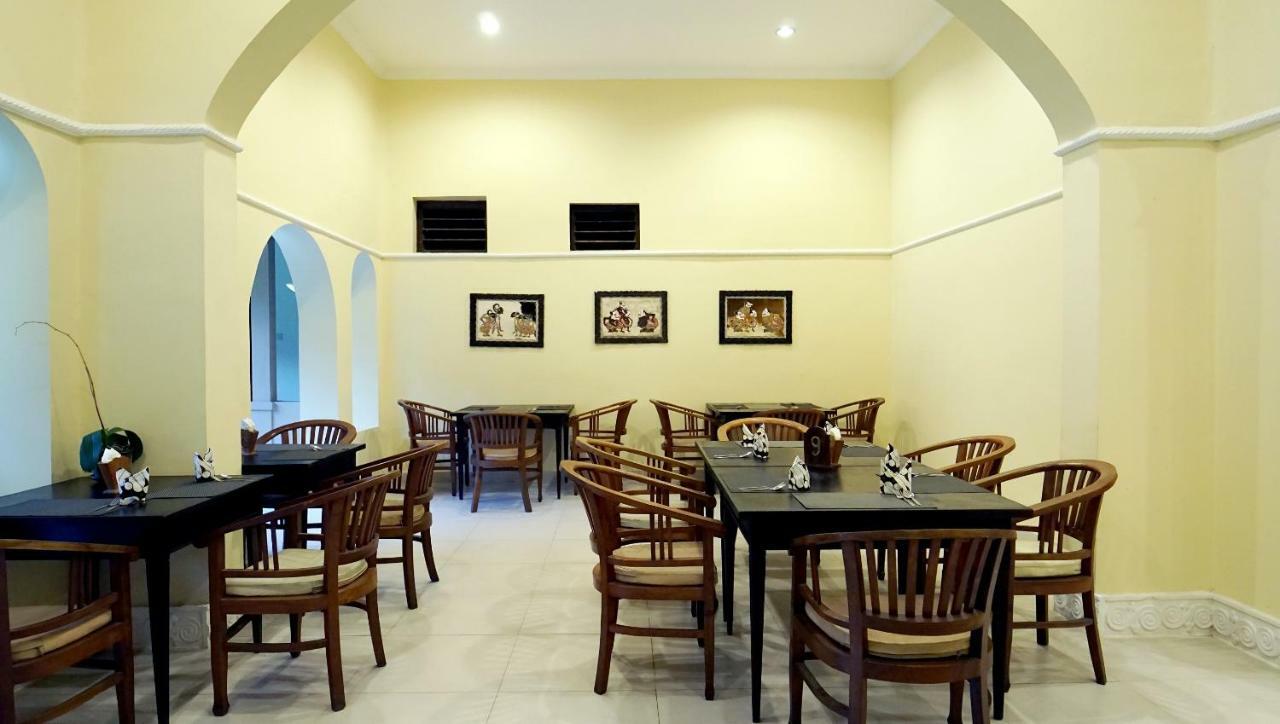 Diana Hotel Jogja Yogyakarta Extérieur photo